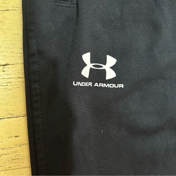 Men’s Black UA Sportstyle Joggers. Size S. - Picture 8 of 14